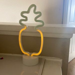 Pineapple LED light decor